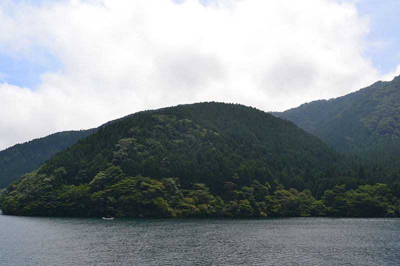 Boottocht over het Ashi Meer in Hakone